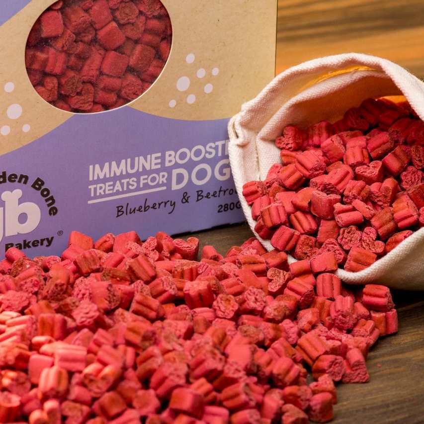 The Golden Bone Bakery Immune Boosting Dog Training Treats with Blueberries 280g