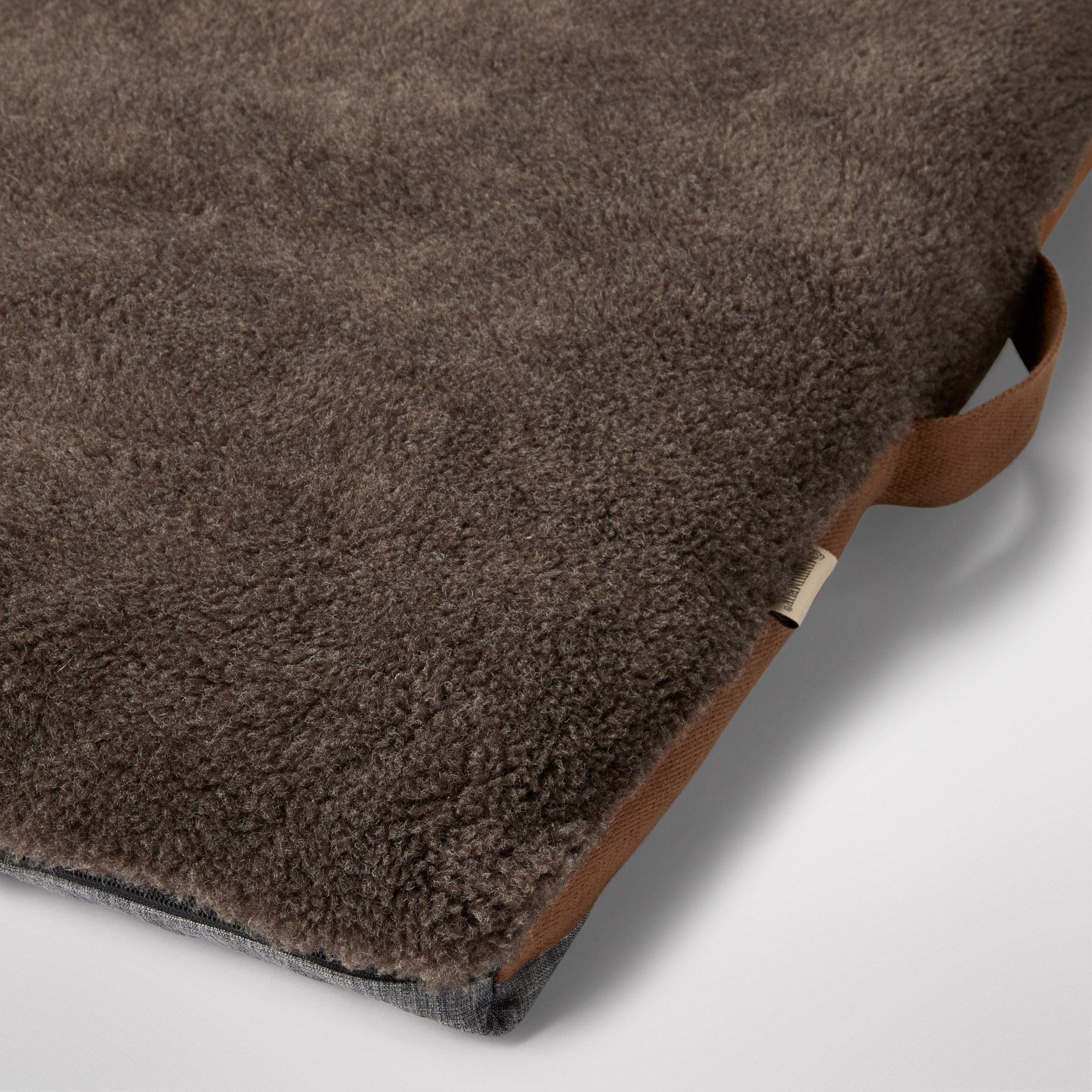 MiniJumbuk – Jumbuk Swag – Mocha