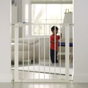Lindam Sure Shut Axis Safety Gate - Pets and More